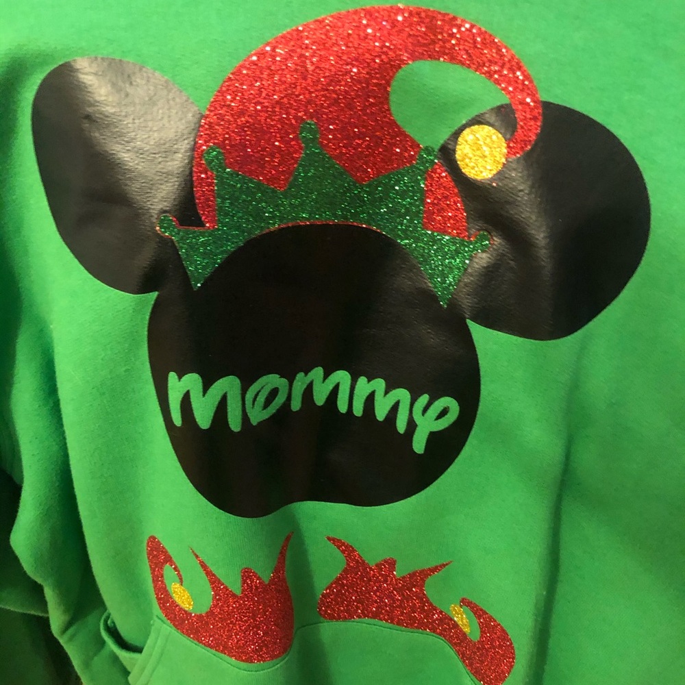 Mommy Minnie Elf inspired sweater/hoodie